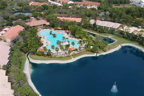 $520,000 | 2386 Magnolia Avenue, Unit 7816, Naples, FL 34112