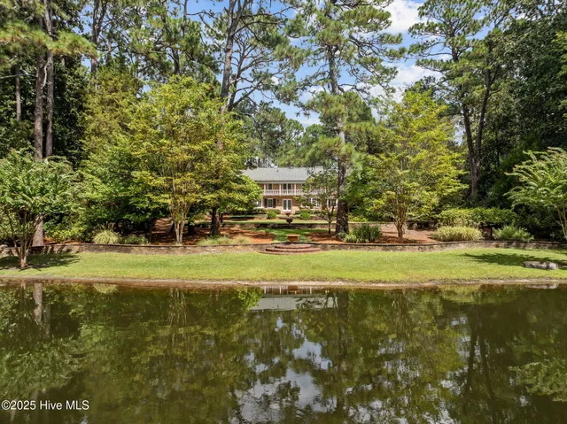 $1,750,000 | 4 Augusta Way, Pinehurst, NC 28374