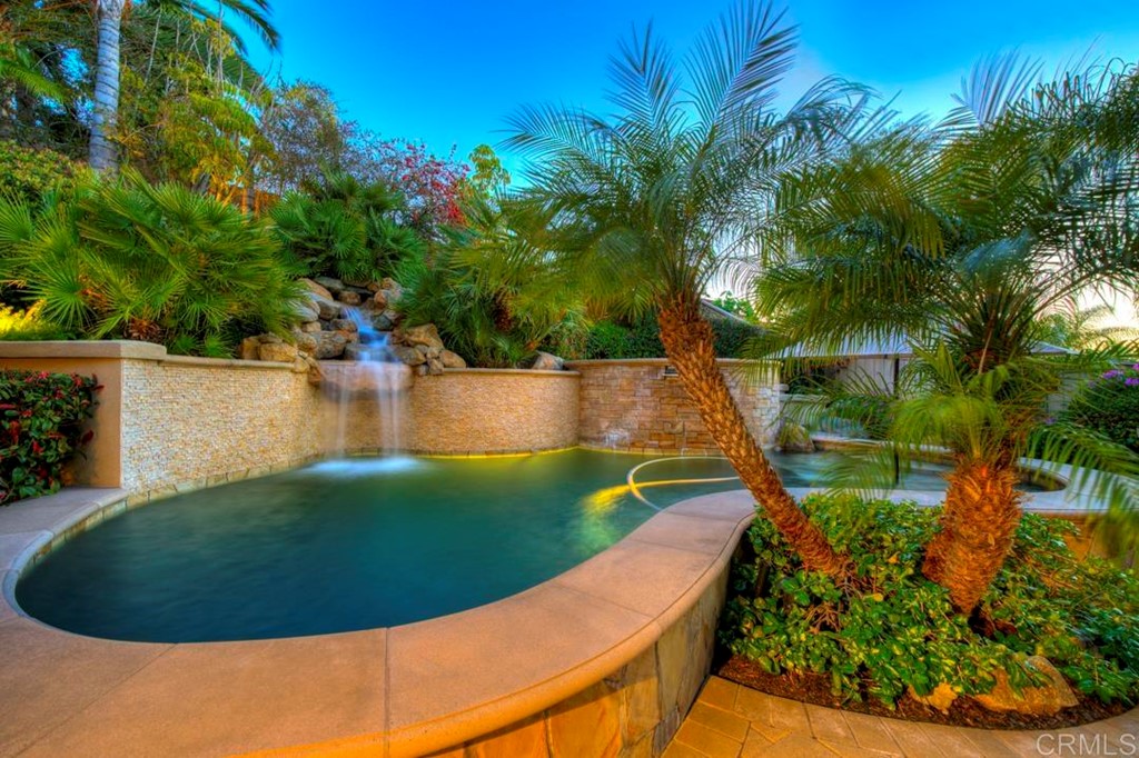 2887 Rancho Cortes Carlsbad, CA 92009 - Photo 12 of 46