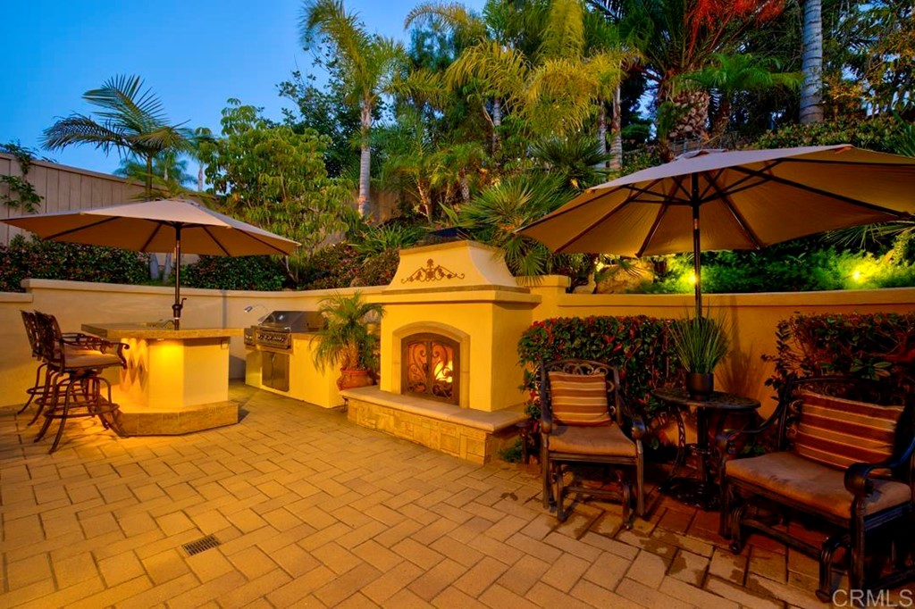 2887 Rancho Cortes Carlsbad, CA 92009 - Photo 9 of 46