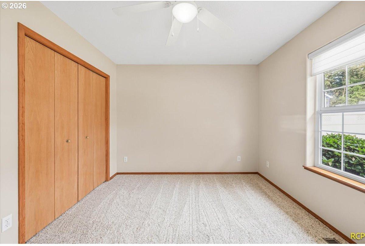2694 Sykes Road St. Helens, OR 97051 - Photo 23 of 42 Bedroom