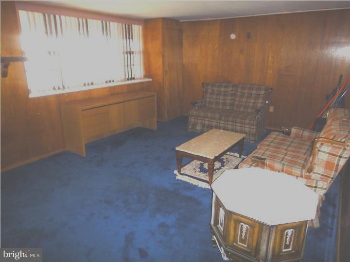 11880 Basile Road Philadelphia, PA 19154 - Photo 12 of 14 Gallery Image 12