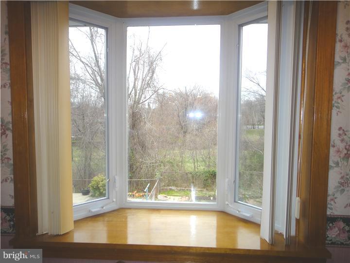 11880 Basile Road Philadelphia, PA 19154 - Photo 7 of 14 Gallery Image 7