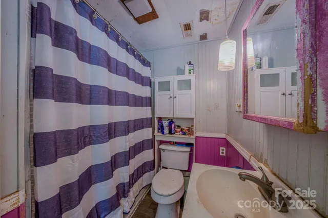 $199,400 | 129 Harrison Street, Swannanoa, NC 28778