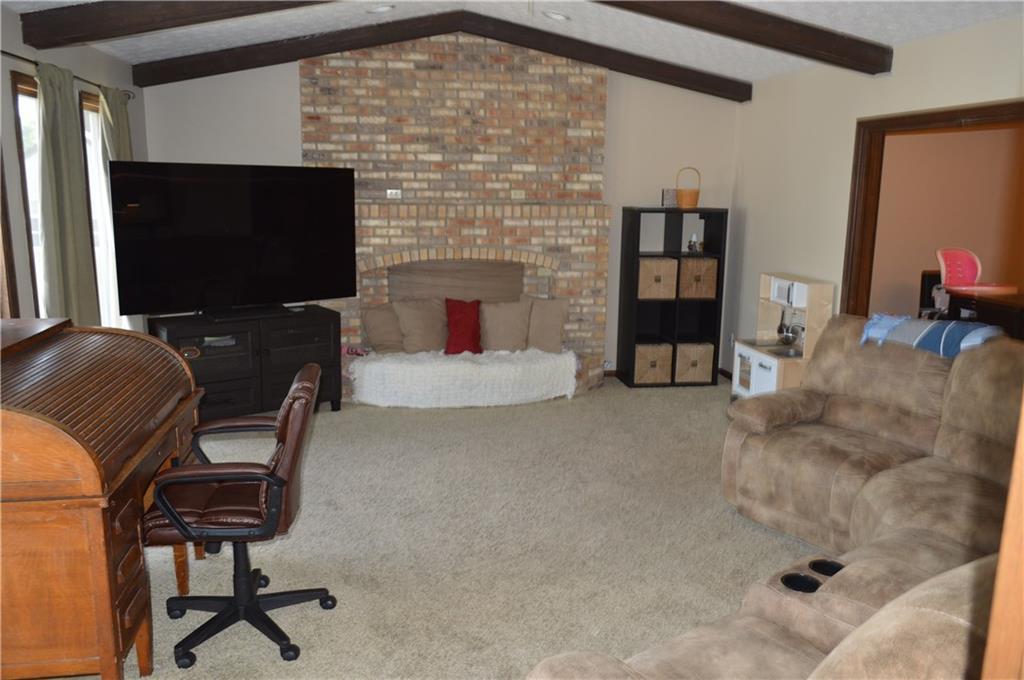 3260 Old Clifton Road Springfield, OH 45502 - Photo 5 of 22
