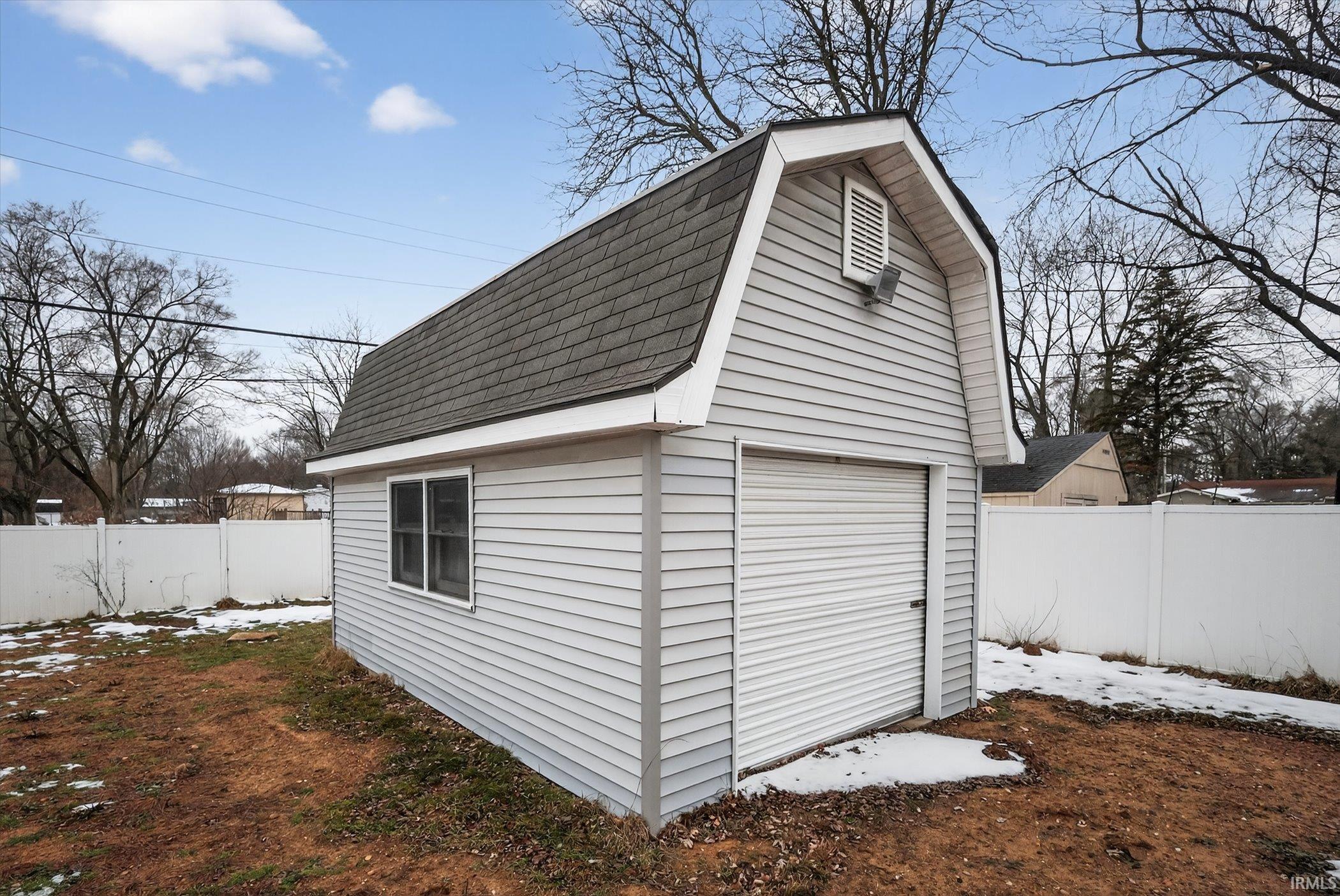 52363 Filbert Road Granger, IN 46530 - Photo 14 of 36 Gallery Image 14