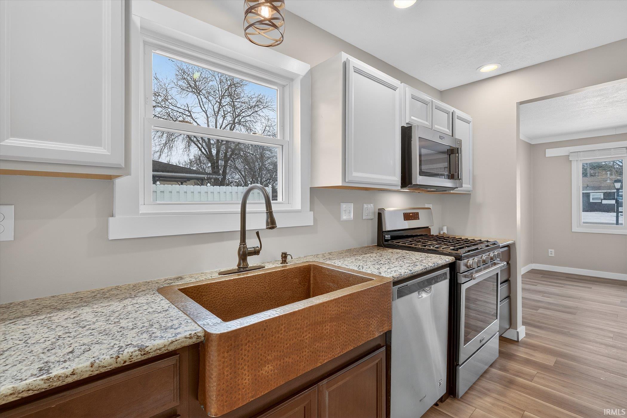 52363 Filbert Road Granger, IN 46530 - Photo 6 of 36 Gallery Image 6