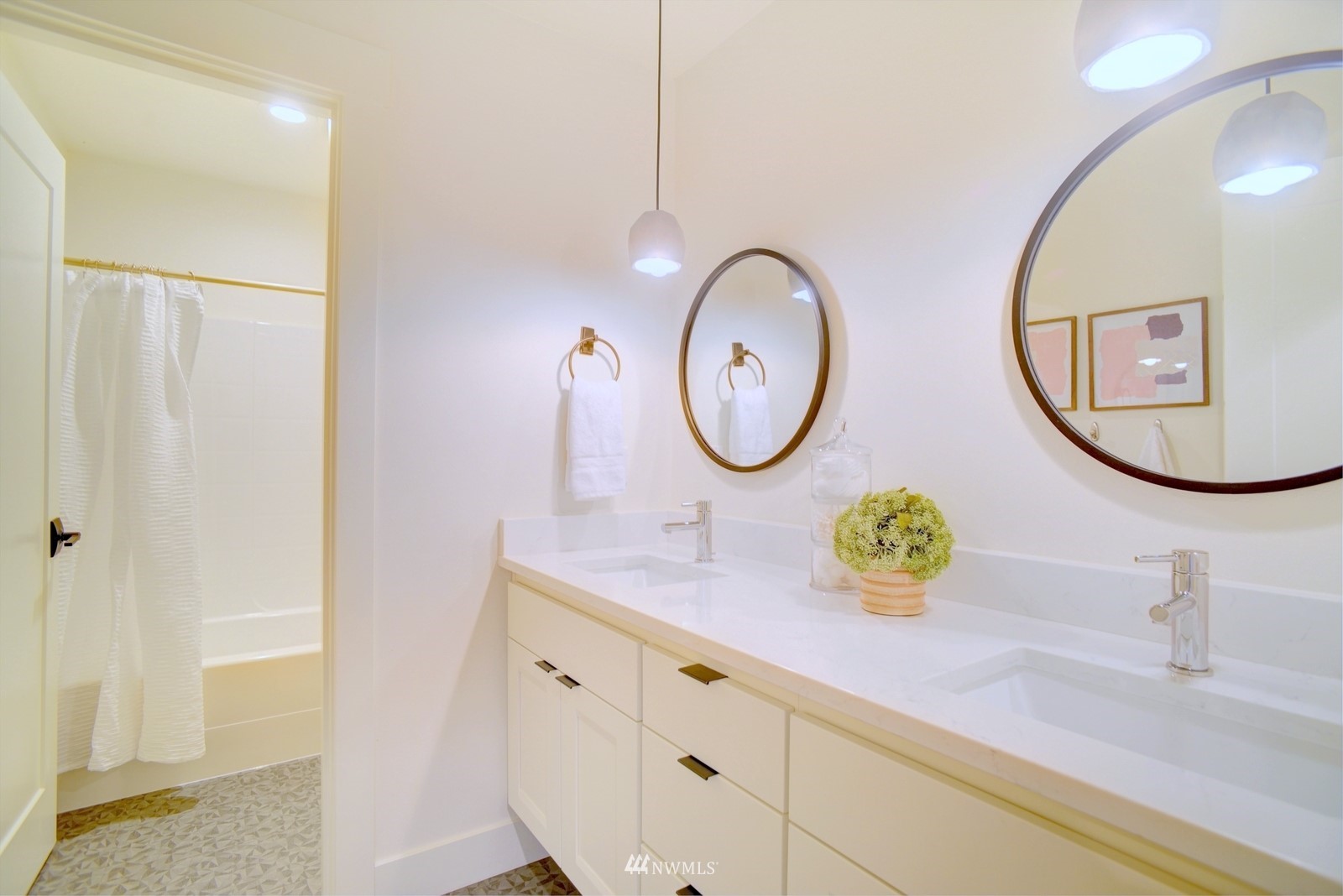 17720 190th Avenue Southeast Renton, WA 98058 - Photo 35 of 40 a bathroom with a sink and a mirror