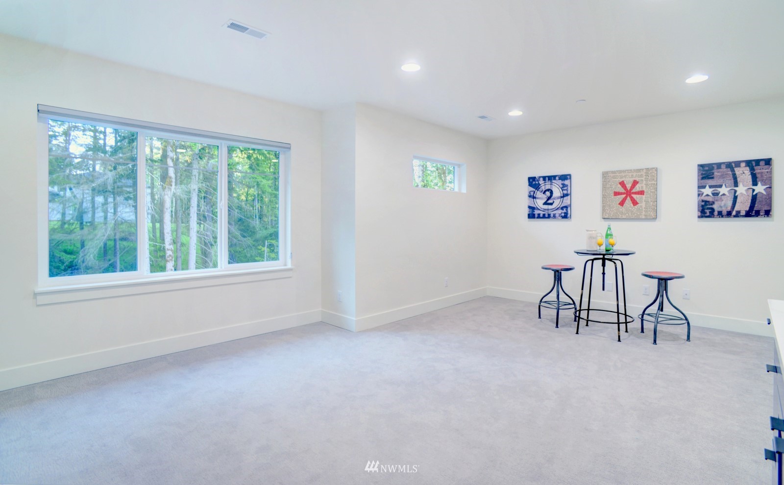 17720 190th Avenue Southeast Renton, WA 98058 - Photo 8 of 40 a view of workspace with furniture and window
