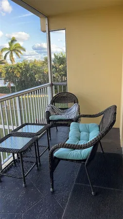 $2,650 | 230 North Federal Highway, Unit 305, Deerfield Beach, FL 33441