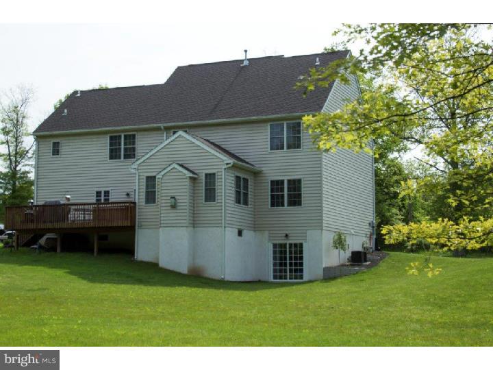 35 Mill Road Hatfield, PA 19440 - Photo 24 of 25 Exterior Back