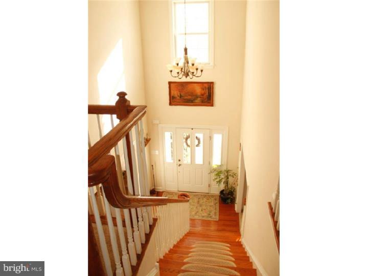 35 Mill Road Hatfield, PA 19440 - Photo 5 of 25 Foyer