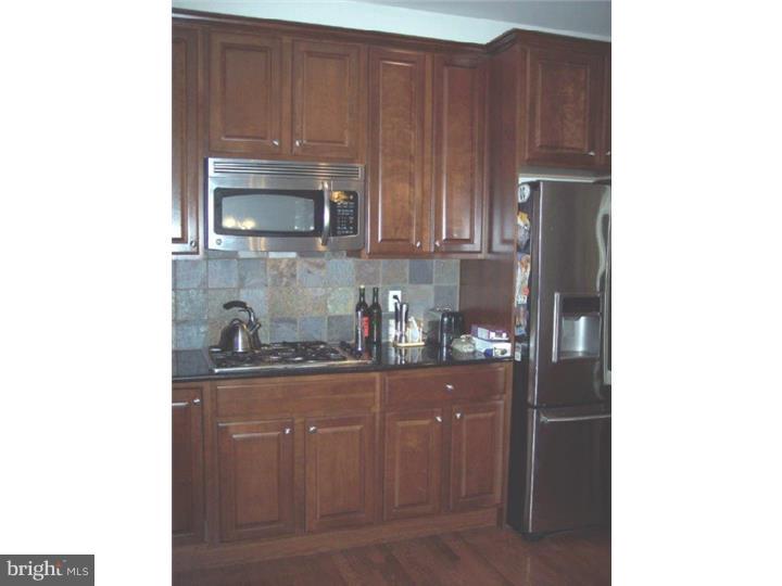 35 Mill Road Hatfield, PA 19440 - Photo 10 of 25 Kitchen