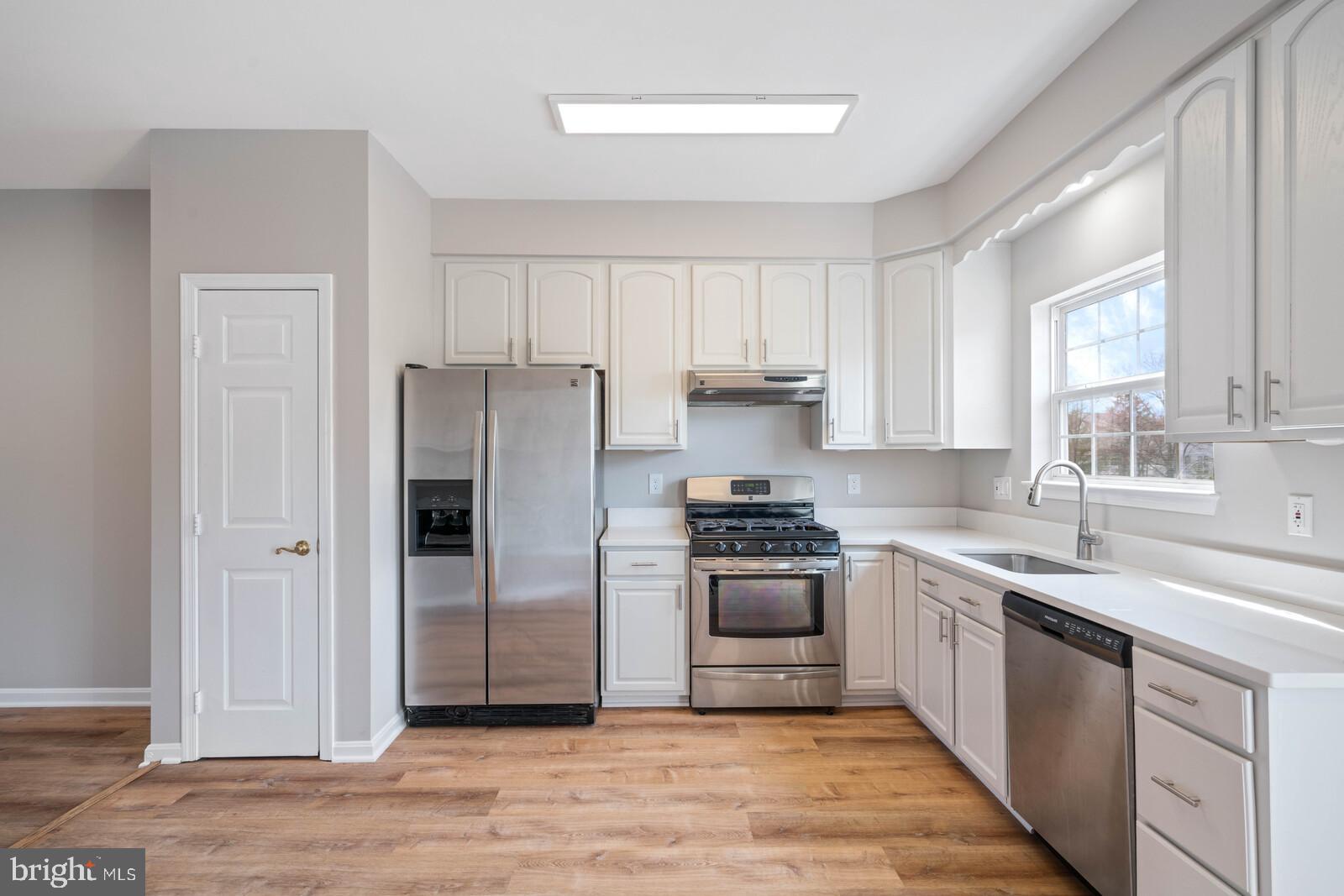 9204 Lorton Valley Road Lorton, VA 22079 - Photo 21 of 38 Kitchen