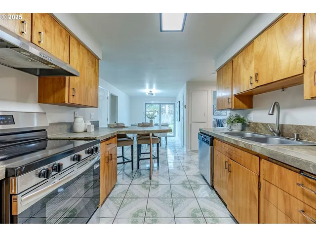 $393,500 | 5982 G Street, Springfield, OR 97478