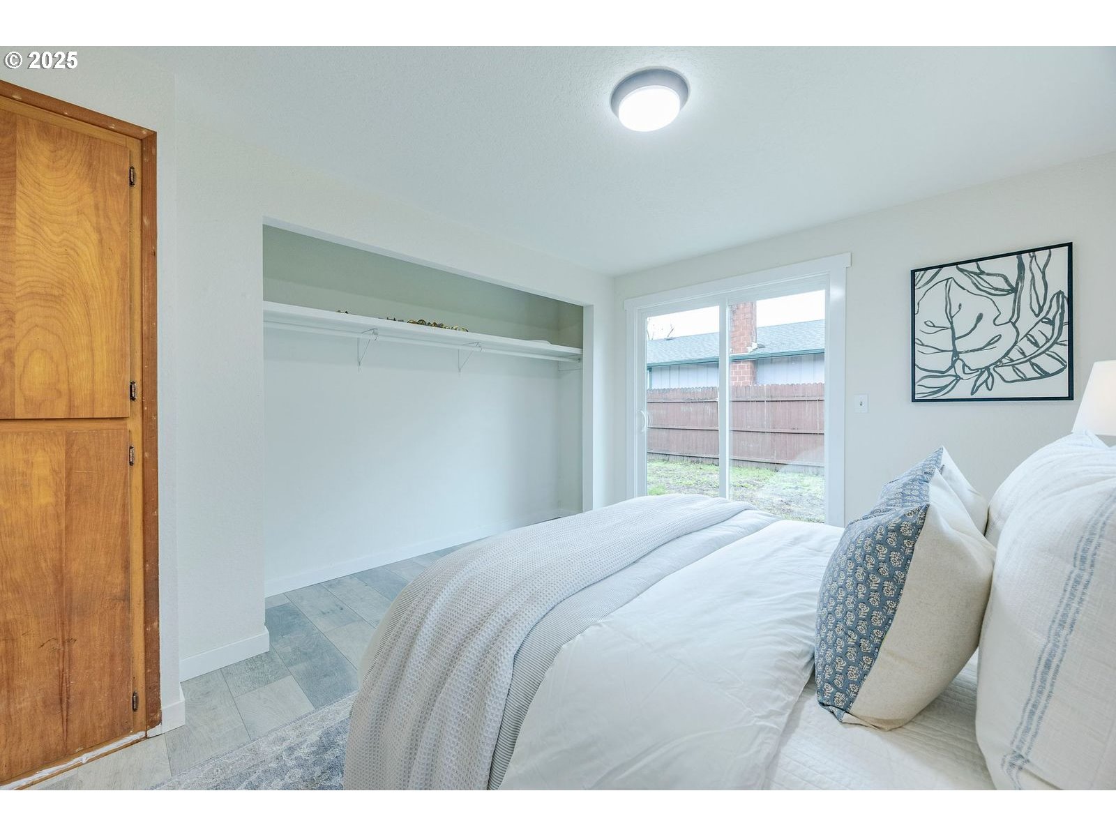 5982 G Street Springfield, OR 97478 - Photo 23 of 39 a bed room with a bed and a window