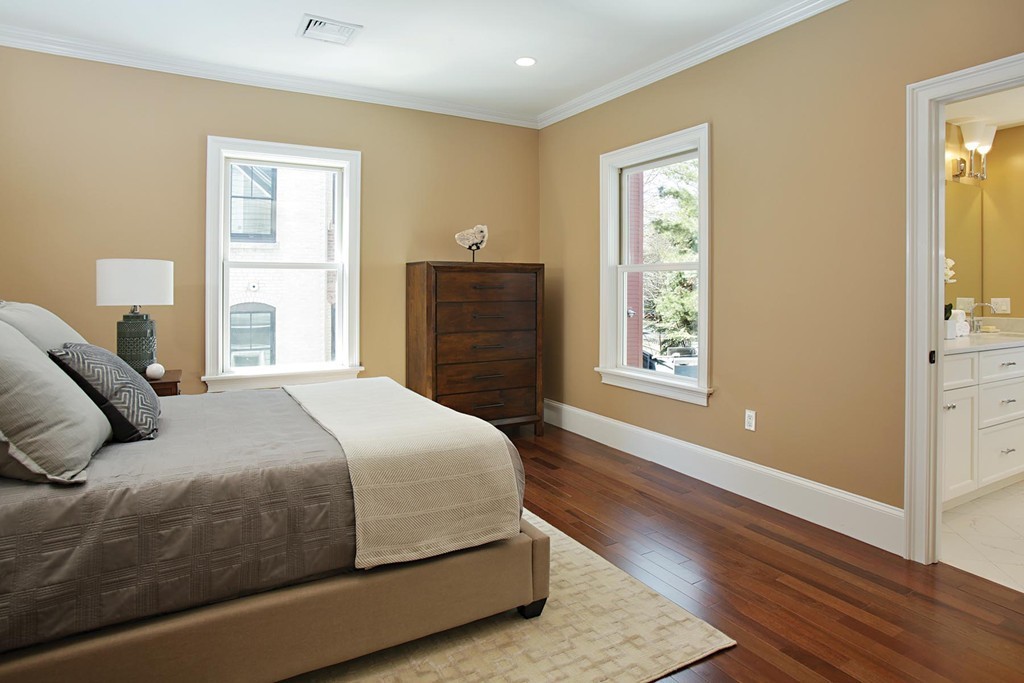 148 Fuller Street, Unit 2 Brookline, MA 02446 - Photo 6 of 9 Gallery Image 6