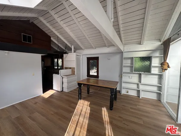 $3,750 | 825 North Beverly Glen Boulevard, Los Angeles, CA 90077