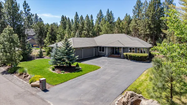 $1,349,000 | 3795 Northwest Summerfield Road, Bend, OR 97703