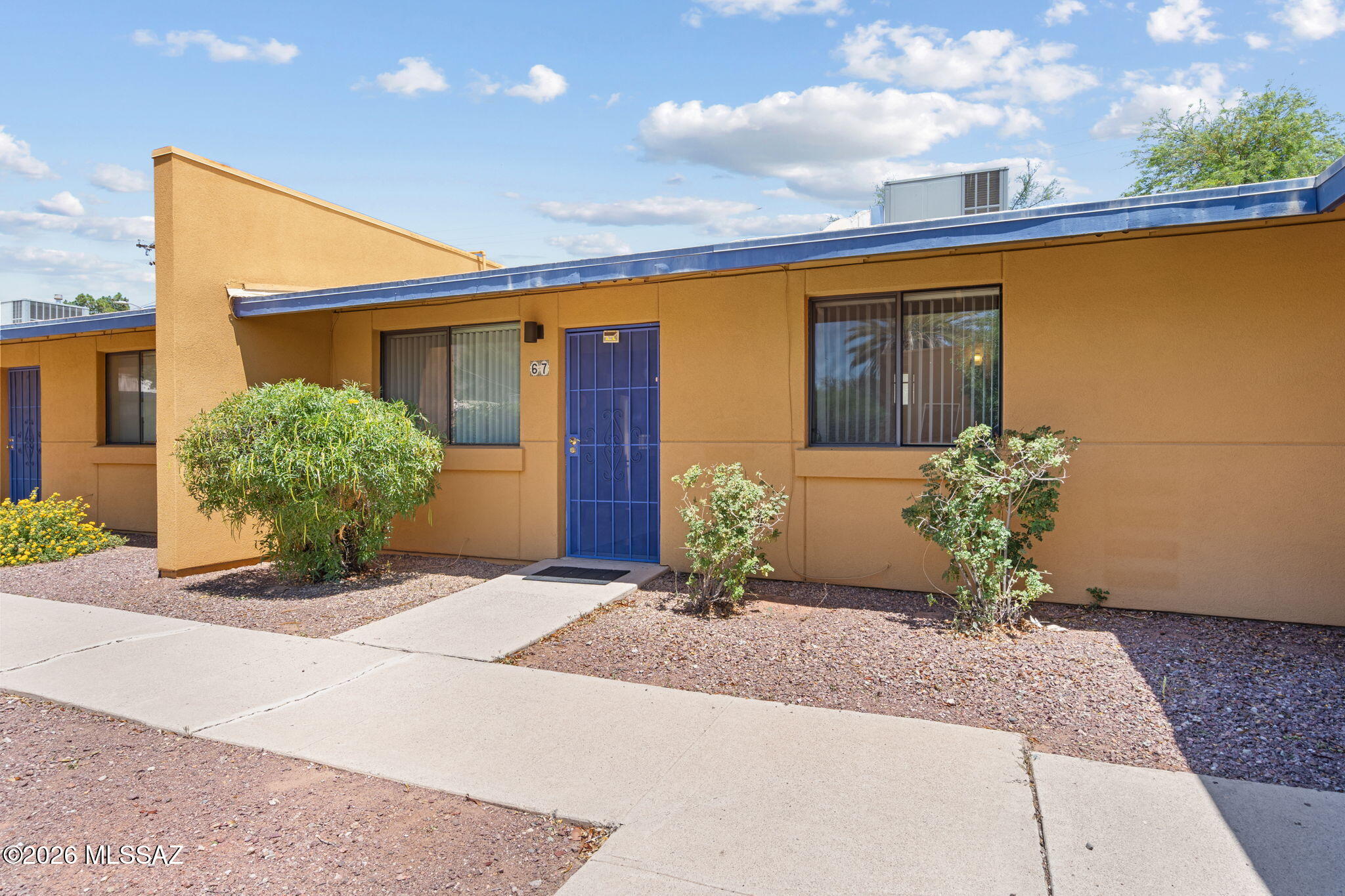 350 North Silverbell Road Tucson, AZ 85745 - Photo 1 of 21 Front Door/ Yard