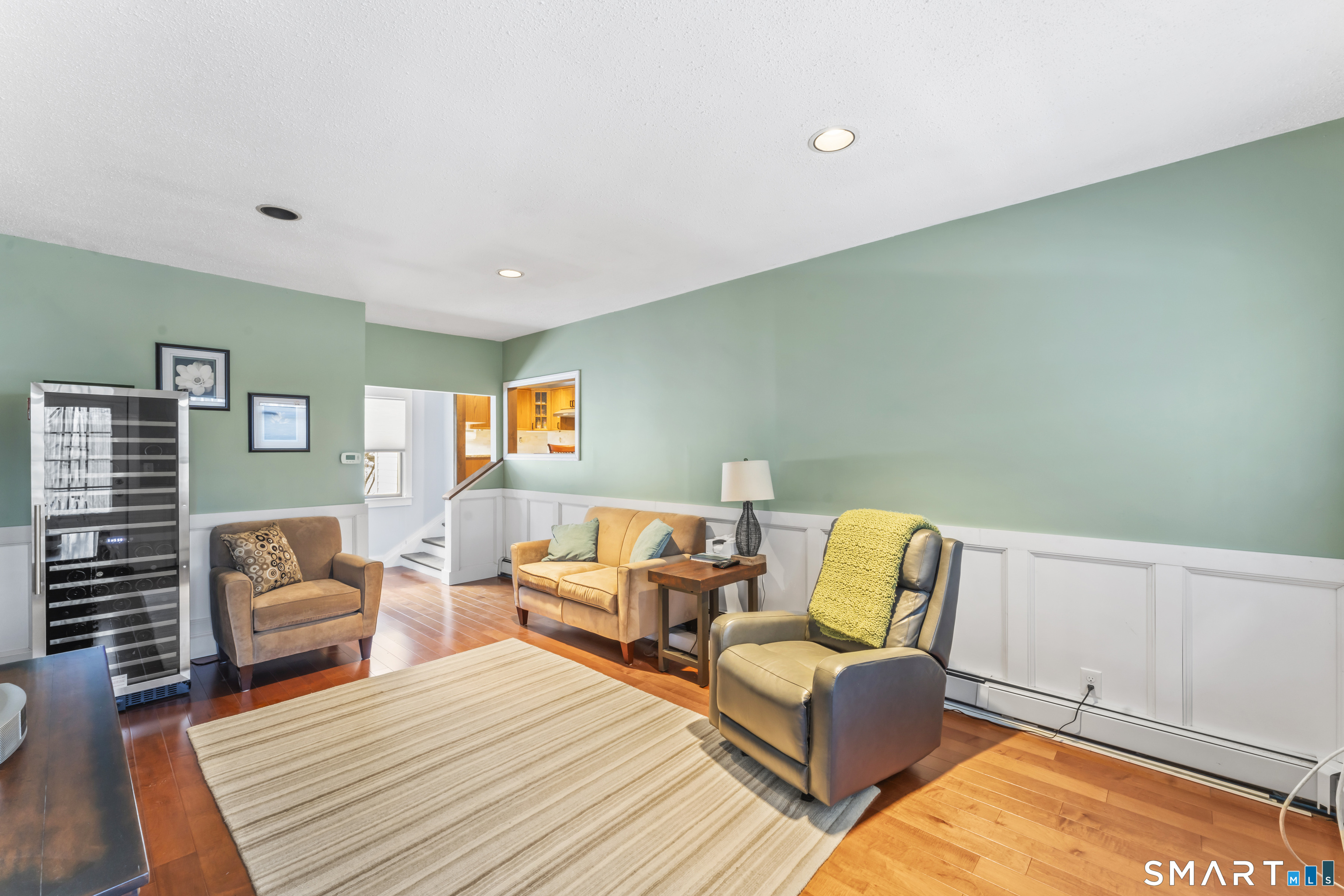 229 Middle River Road Danbury, CT 06811 - Photo 3 of 31