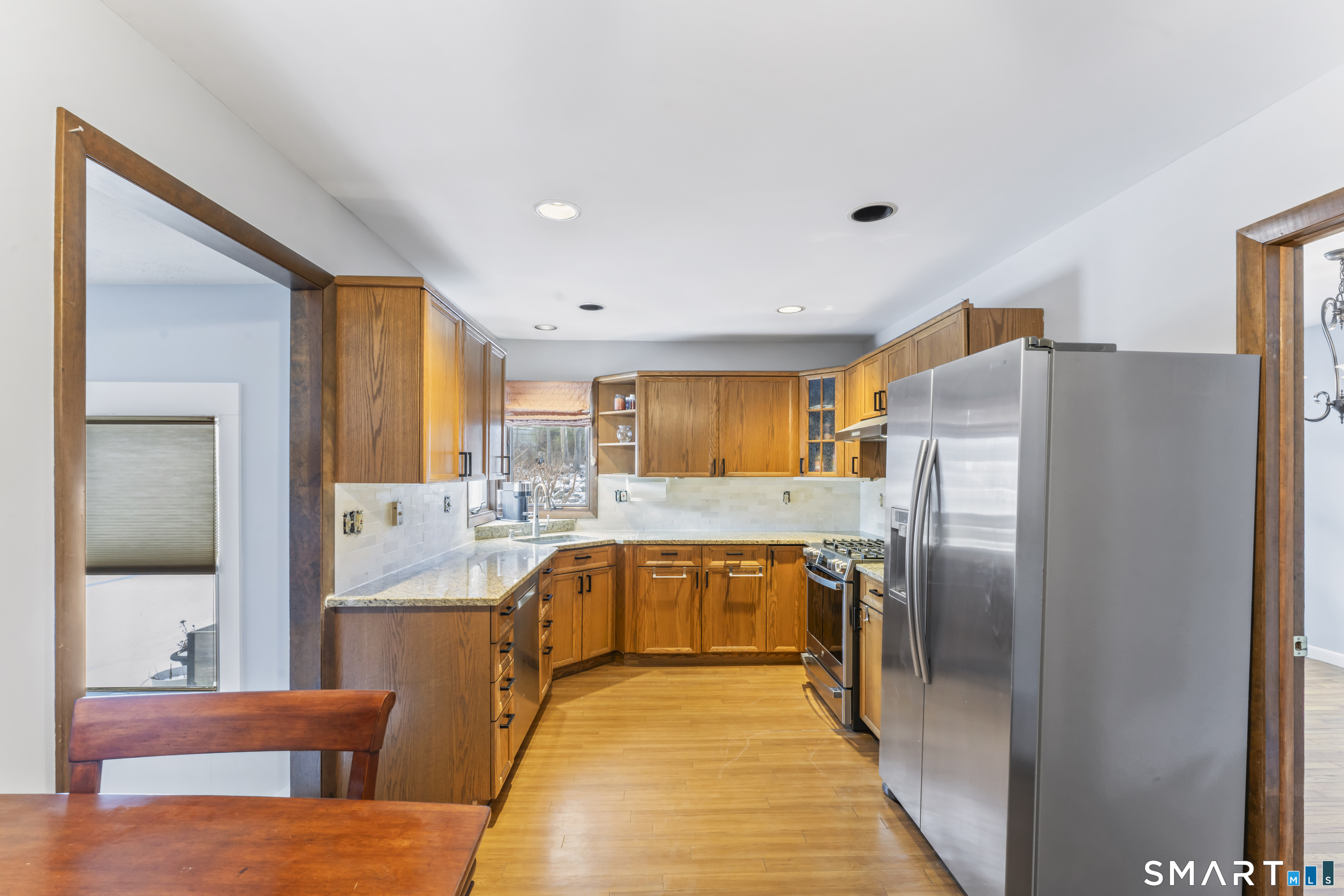 229 Middle River Road Danbury, CT 06811 - Photo 4 of 31