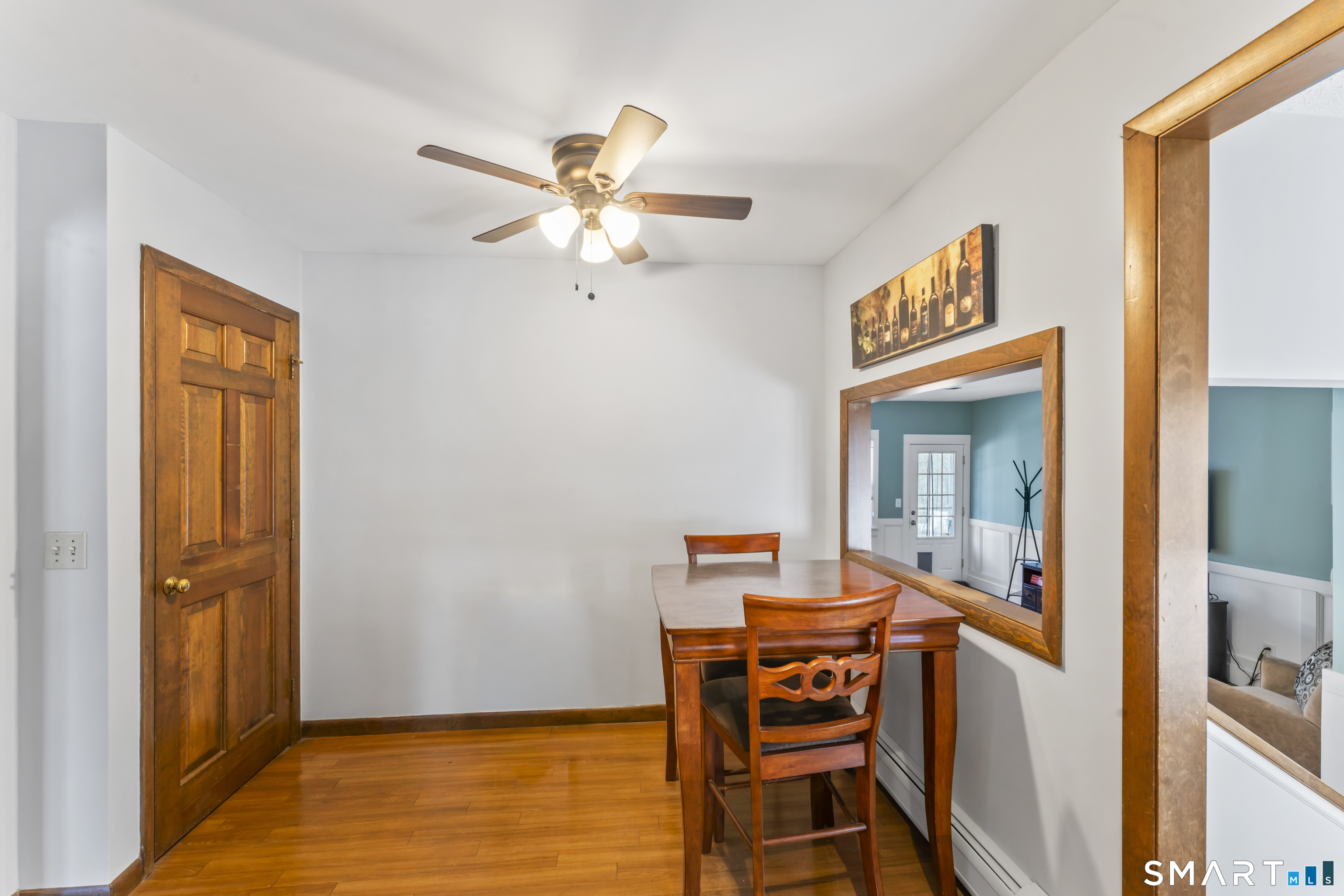 229 Middle River Road Danbury, CT 06811 - Photo 7 of 31