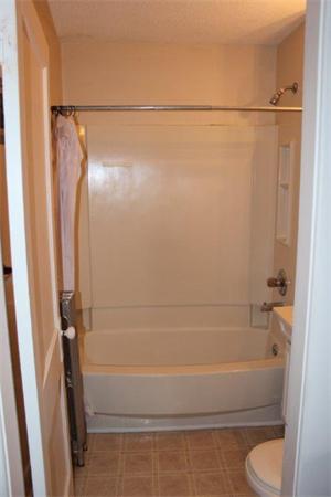123-125 Edendale Street Springfield, MA 01104 - Photo 2 of 10 Gallery Image 2