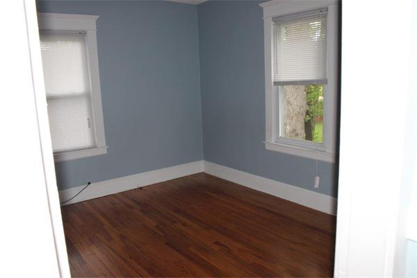 123-125 Edendale Street Springfield, MA 01104 - Photo 3 of 10 Gallery Image 3