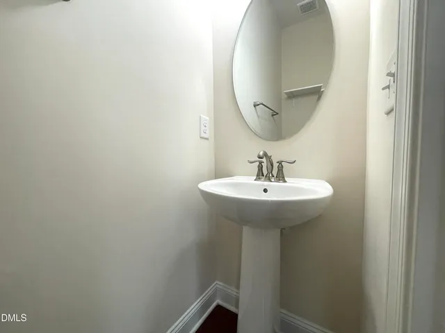 $2,280 | 1140 Boxcar Way, Apex, NC 27502