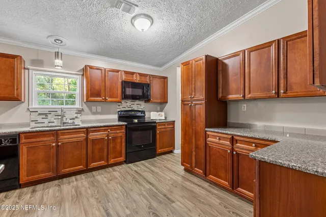 $359,000 | 269 Southwest Backwoods Glen, Fort White, FL 32038