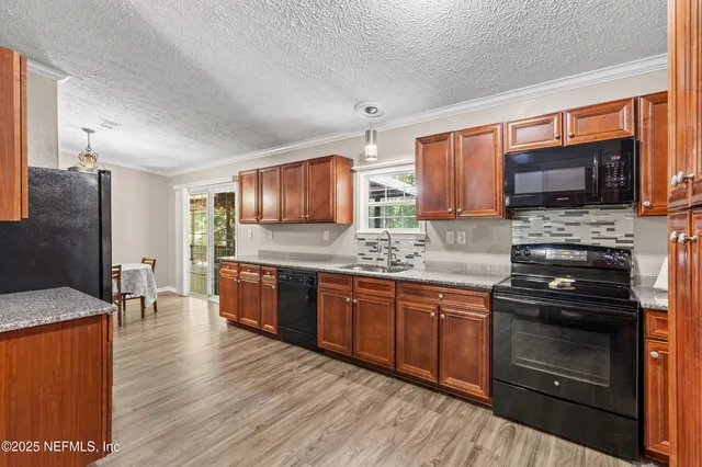 $359,000 | 269 Southwest Backwoods Glen, Fort White, FL 32038