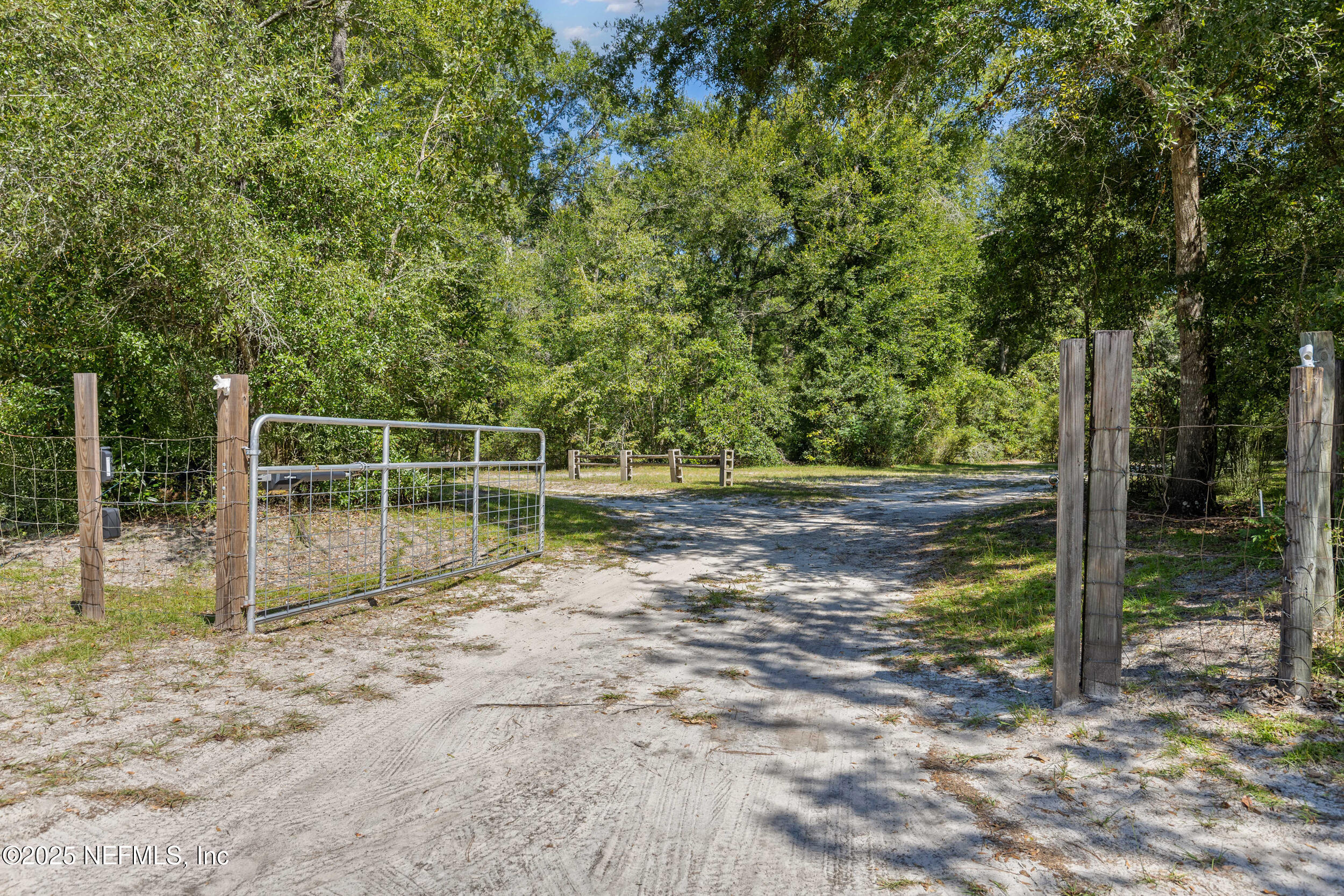 269 Southwest Backwoods Glen Fort White, FL 32038 - Photo 2 of 43 9__mg_4429