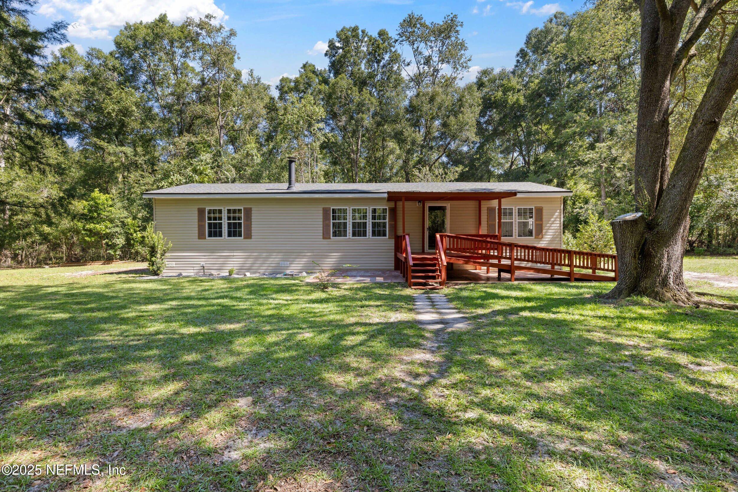 269 Southwest Backwoods Glen Fort White, FL 32038 - Photo 4 of 43 11__mg_4387