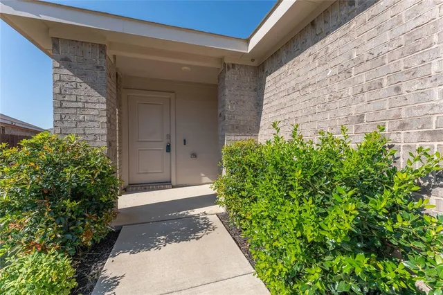 $2,050 | 16409 Portage Street, Justin, TX 76247