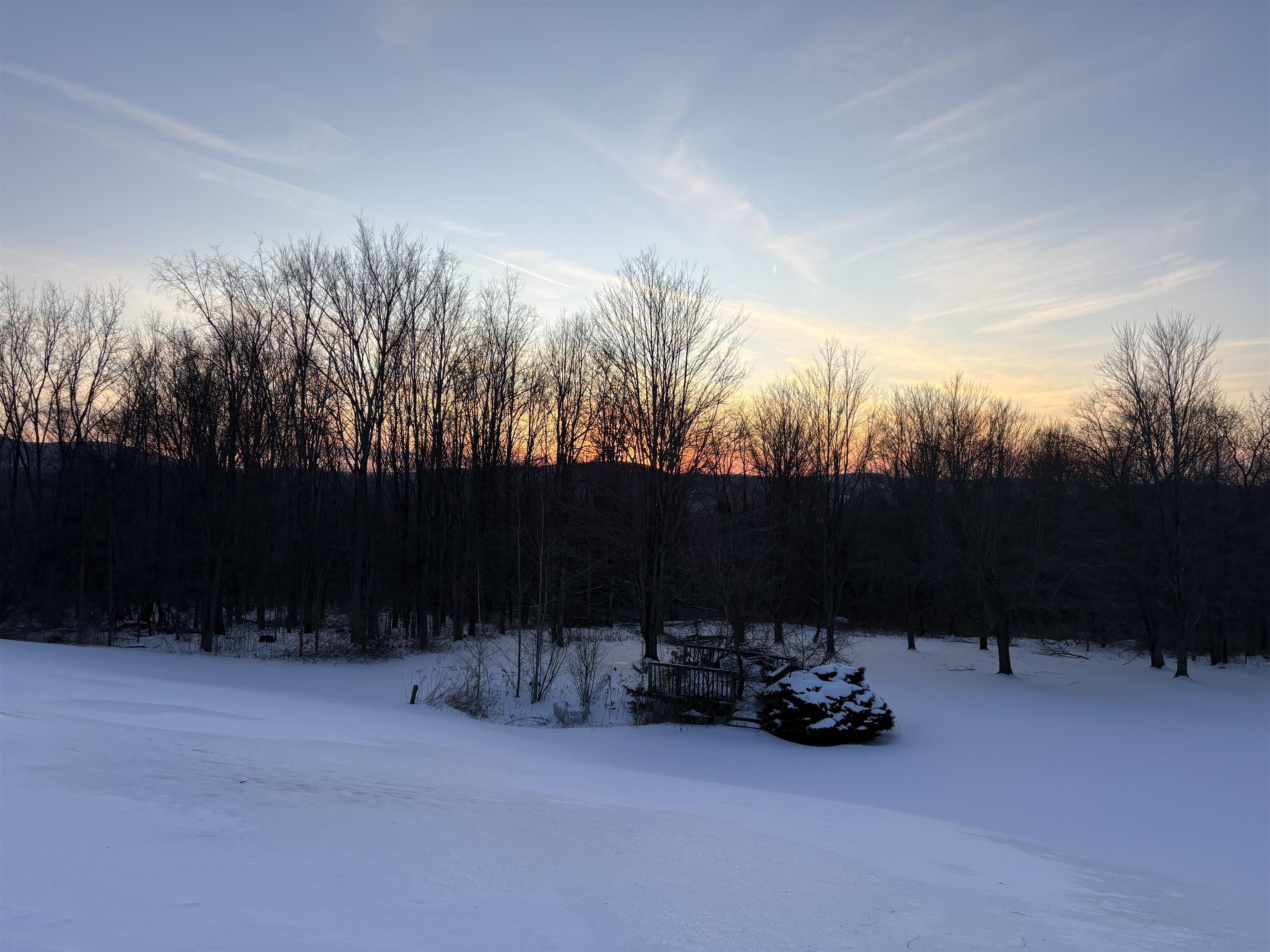 852 East Road Bennington, VT 05201 - Photo 5 of 33
