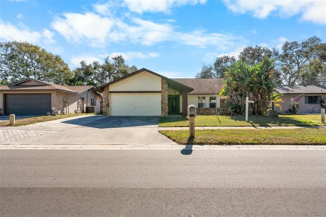 $415,000 | 2161 Little Brook Lane, Clearwater, FL 33763