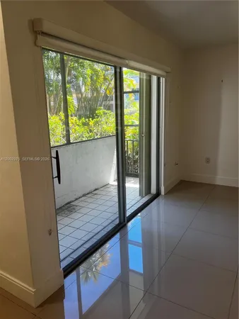 $370,000 | 9350 Southwest 77th Avenue, Unit G1, Miami, FL 33156