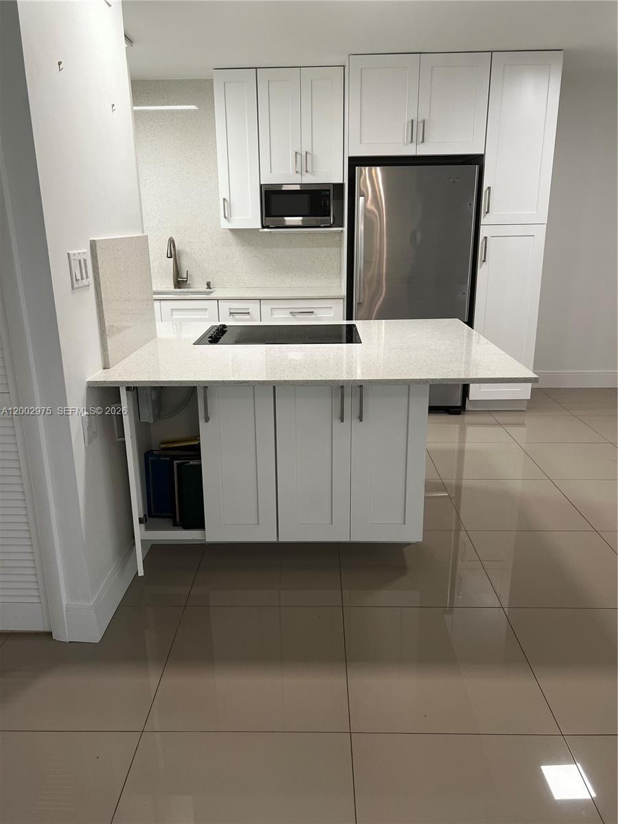9350 Southwest 77th Avenue, Unit G1 Miami, FL 33156 - Photo 6 of 36