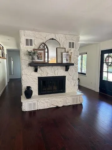 $332,000 | 8016 Blue Mound Drive, St. Rose, IL 62230