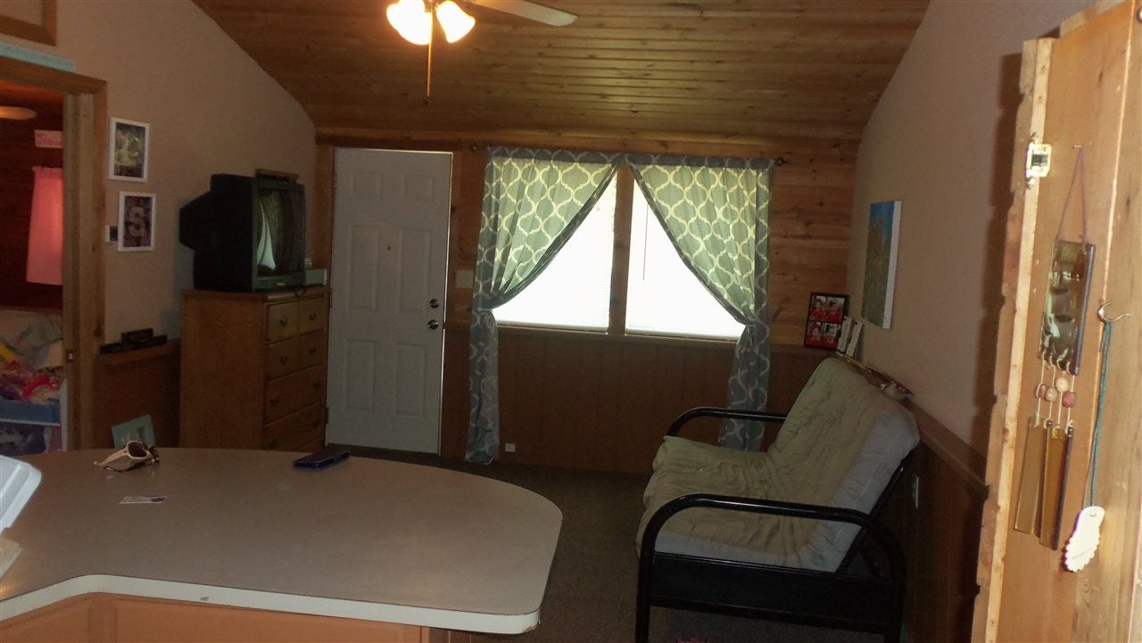 9606 East Madison Road St. Helen, MI 48656 - Photo 5 of 17 Gallery Image 5