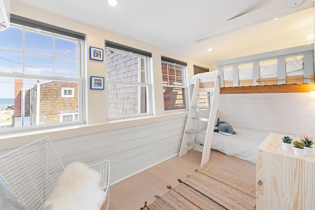 4 Middle Road Rockport, MA 01966 - Photo 15 of 37