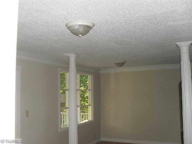 570 Kanoy Road Thomasville, NC 27360 - Photo 6 of 8 Living Room.
