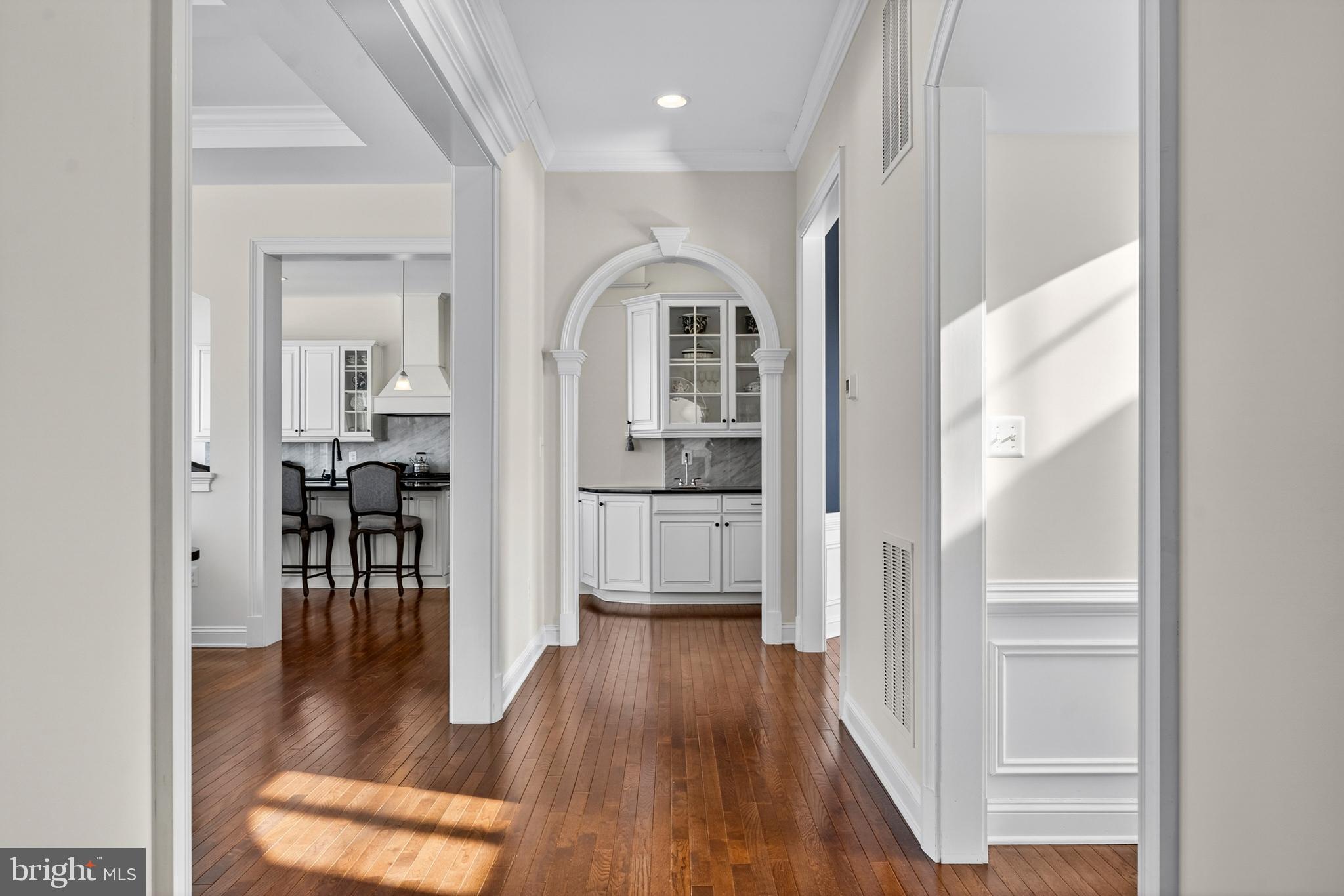 Bridle Ridge Lane Purcellville, VA 20132 - Photo 16 of 70 Hallway View to Kitchen