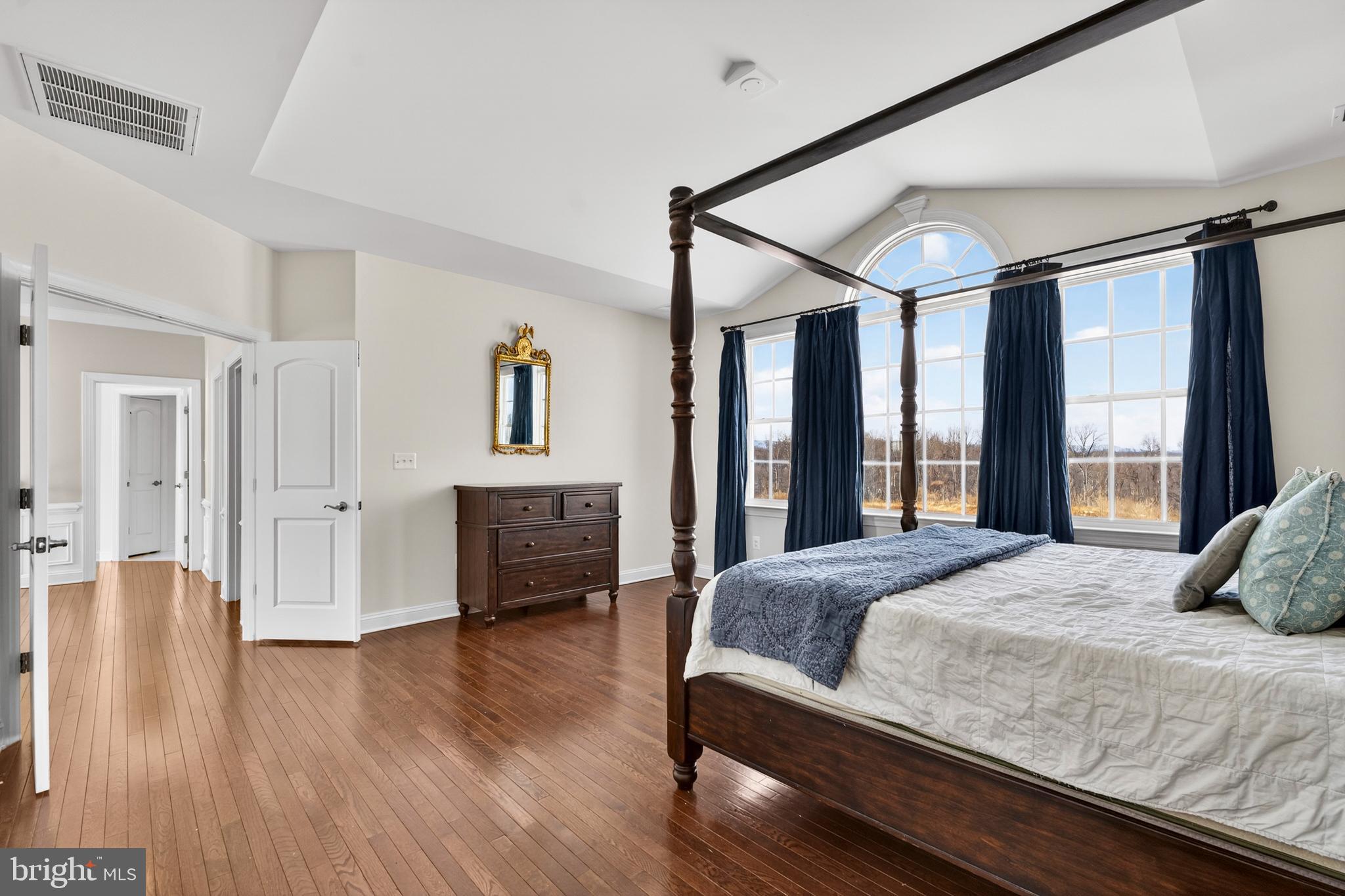 Bridle Ridge Lane Purcellville, VA 20132 - Photo 53 of 70 Master Bedroom