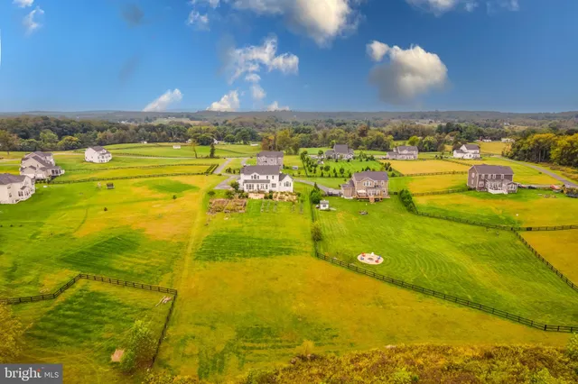 $1,495,000 | Bridle Ridge Lane, Purcellville, VA 20132
