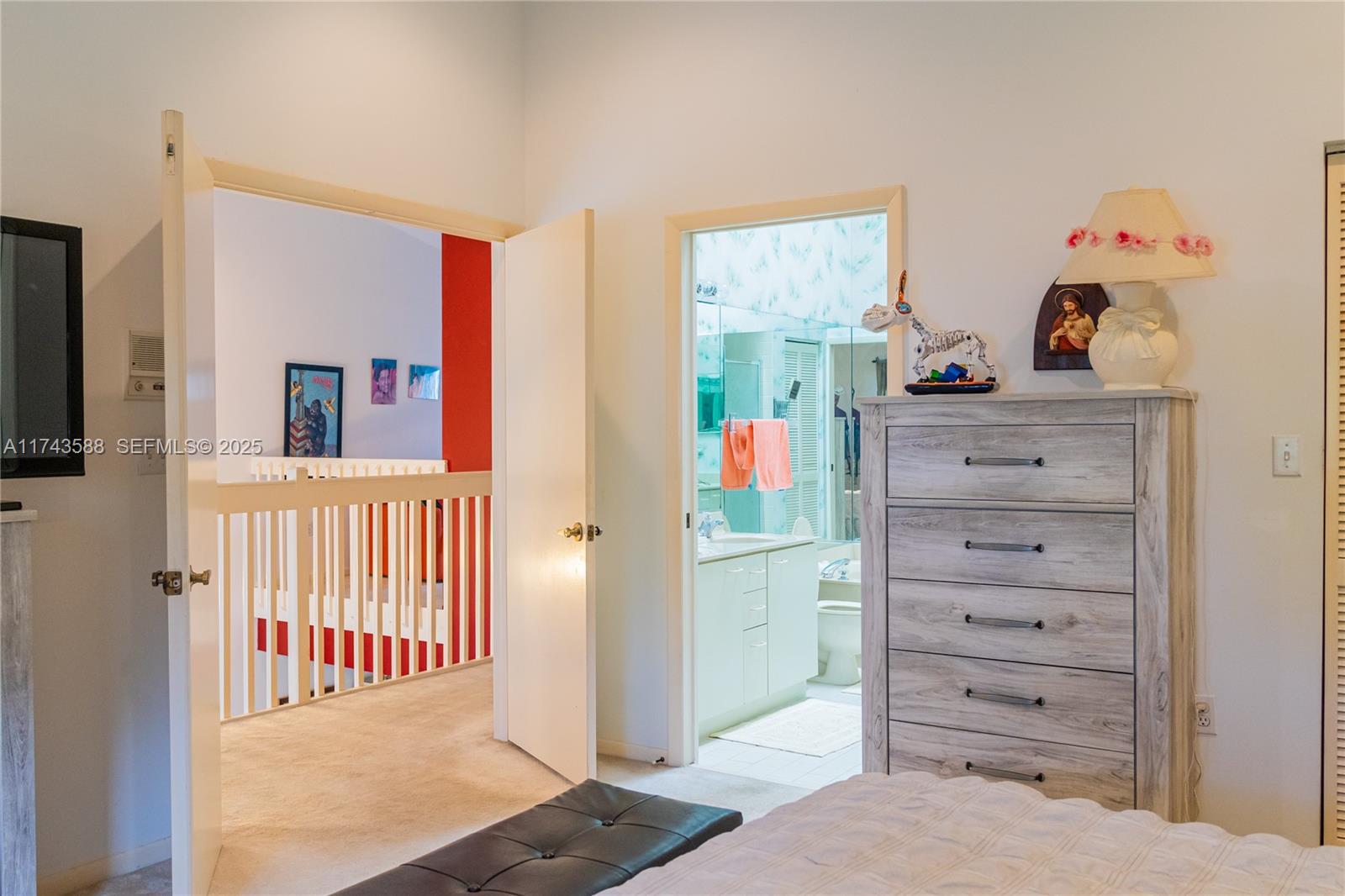 220 Northeast 211th Street Miami, FL 33179 - Photo 16 of 36