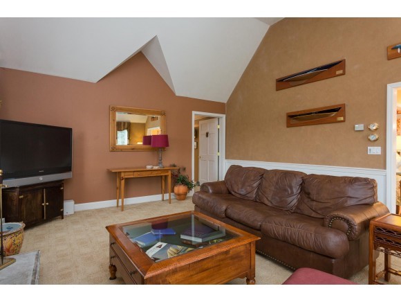 18 Union Road Stratham, NH 03885 - Photo 12 of 36