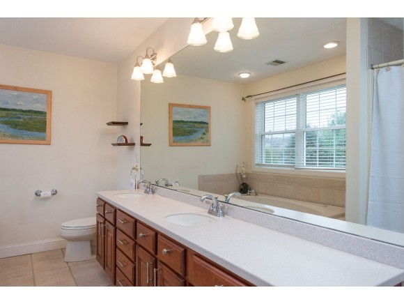 18 Union Road Stratham, NH 03885 - Photo 24 of 36