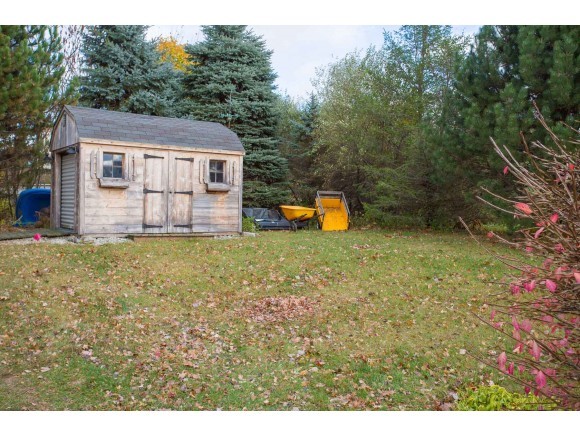 18 Union Road Stratham, NH 03885 - Photo 33 of 36